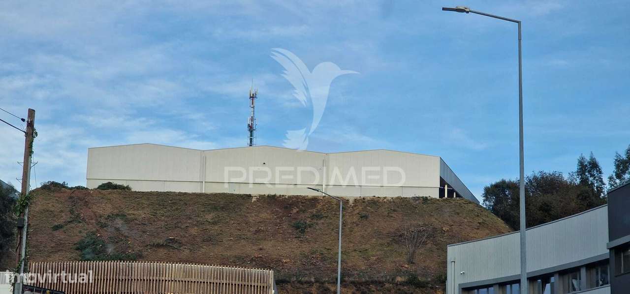 Pavilhão industrial com 2416m2. - Grande imagem: 3/33