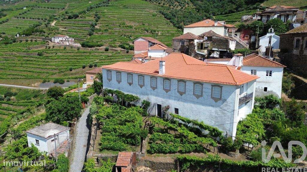 Quinta T7 em Vilarinho dos Freires de 871,00 m2 - Grande imagem: 3/30