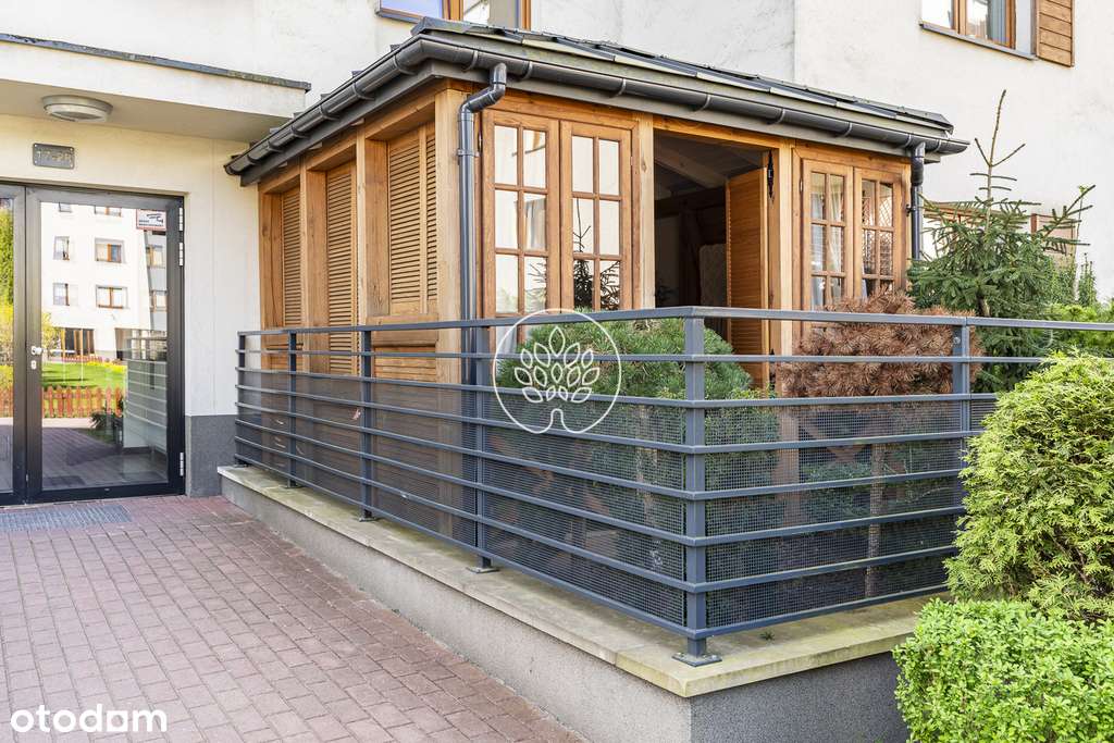 Piękne mieszkanie z ogrodem zimowym-13