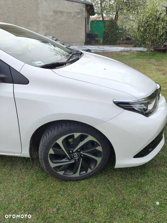 Toyota Auris 1.6 Comfort - 22