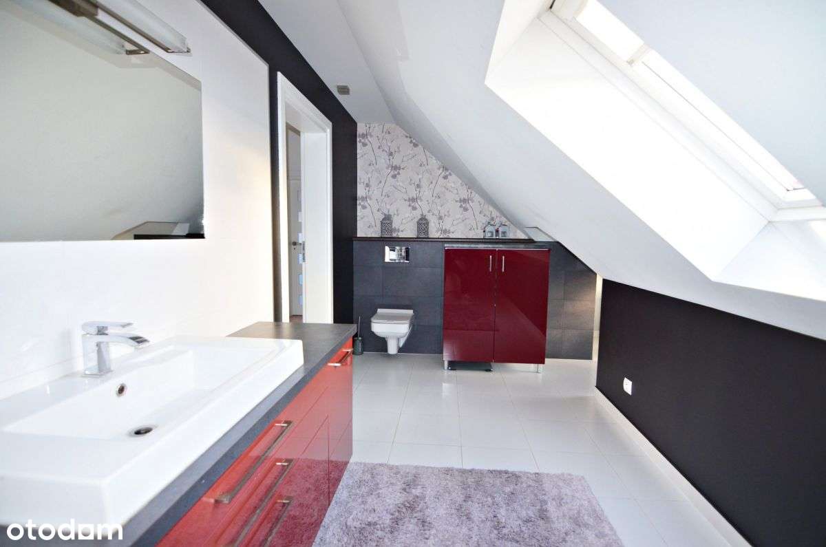 Atrakcyjny, zadbany dom z ogrodem w Cekanowie-19