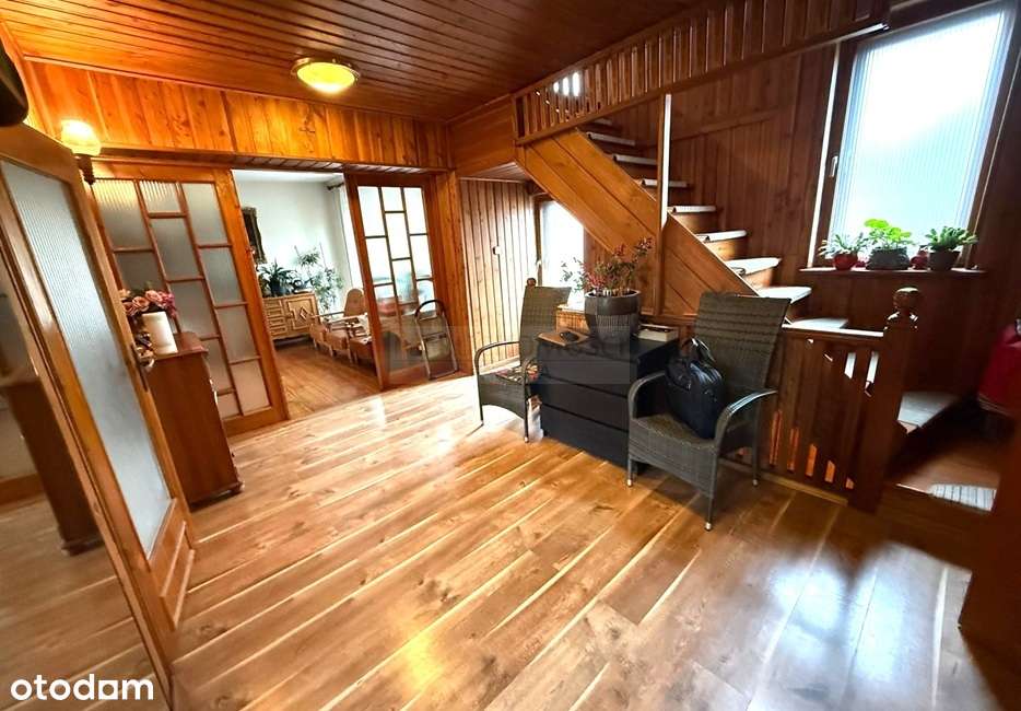 Dom w centrum miasta + lokal użytkowy + apartament!-8