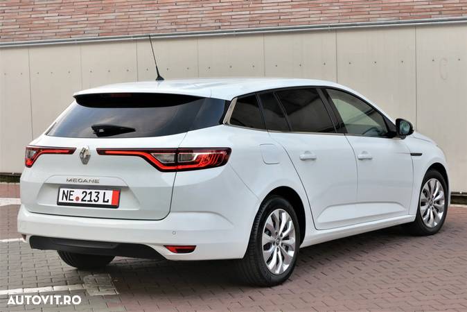 Renault Megane BLUE dCi 115 LIMITED - 4