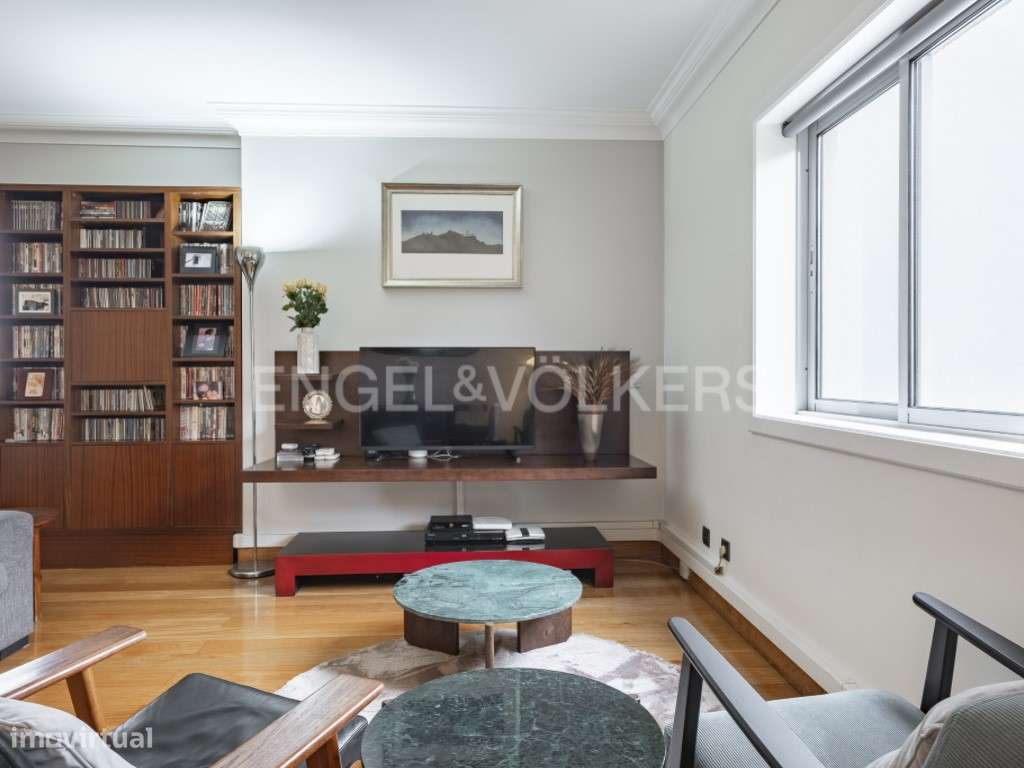 Oportunidade unica perto da Assembleia da Republica - Grande imagem: 4/26