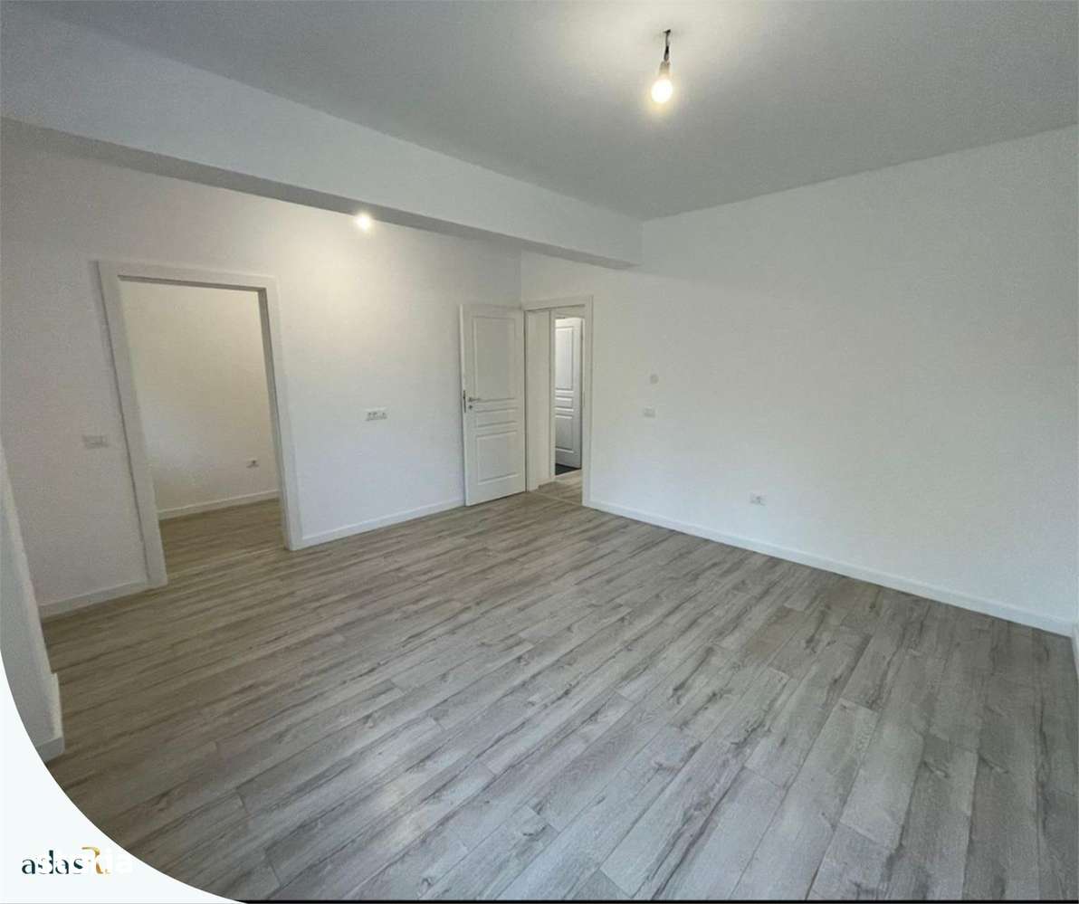 Apartament 4 camere | 96 mp  + 55 mp curte | Valea Adanca | Bloc Nou | - Imagine principală: 5/14