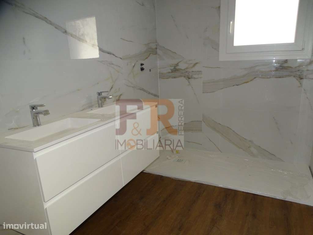 Moradia Térrea 'PRONTA'T3 com Garagem e Piscina Quinta do Anjo, Pal...-25