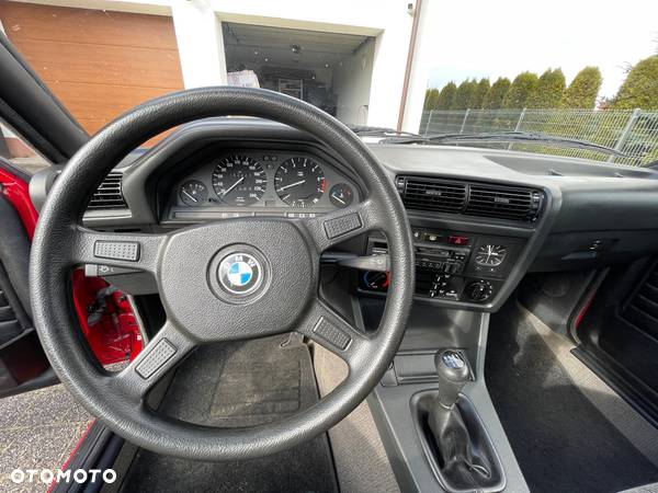 BMW Seria 3 316i - 15