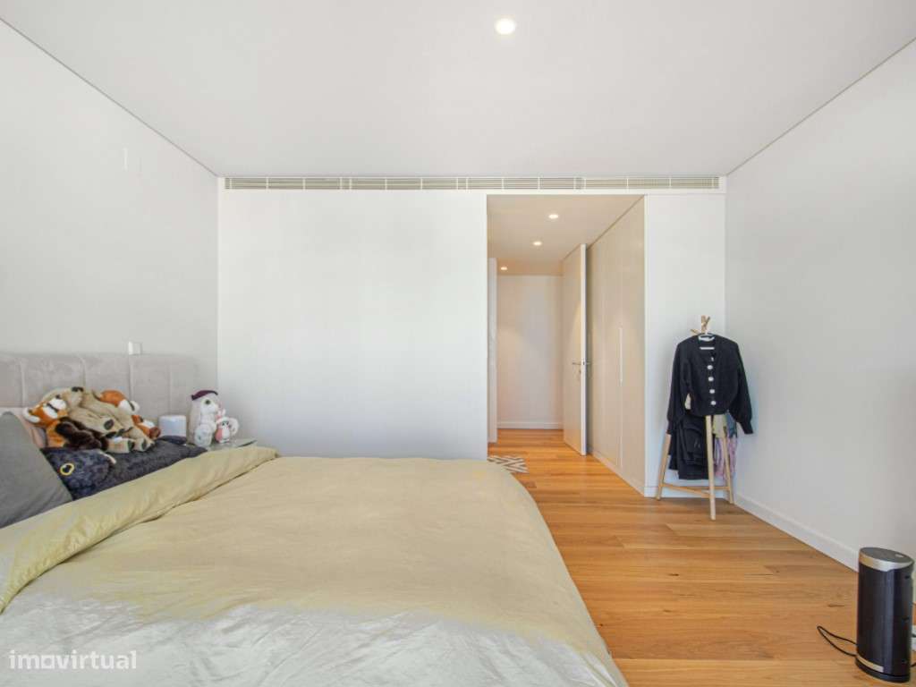 Apartamento T2 com varanda, estacionamento no Condomínio Infinity-22