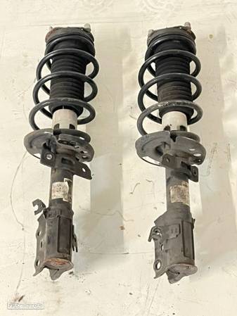 Suspensão Frente Ford Fiesta 1.5 TDCI MK6 - 1