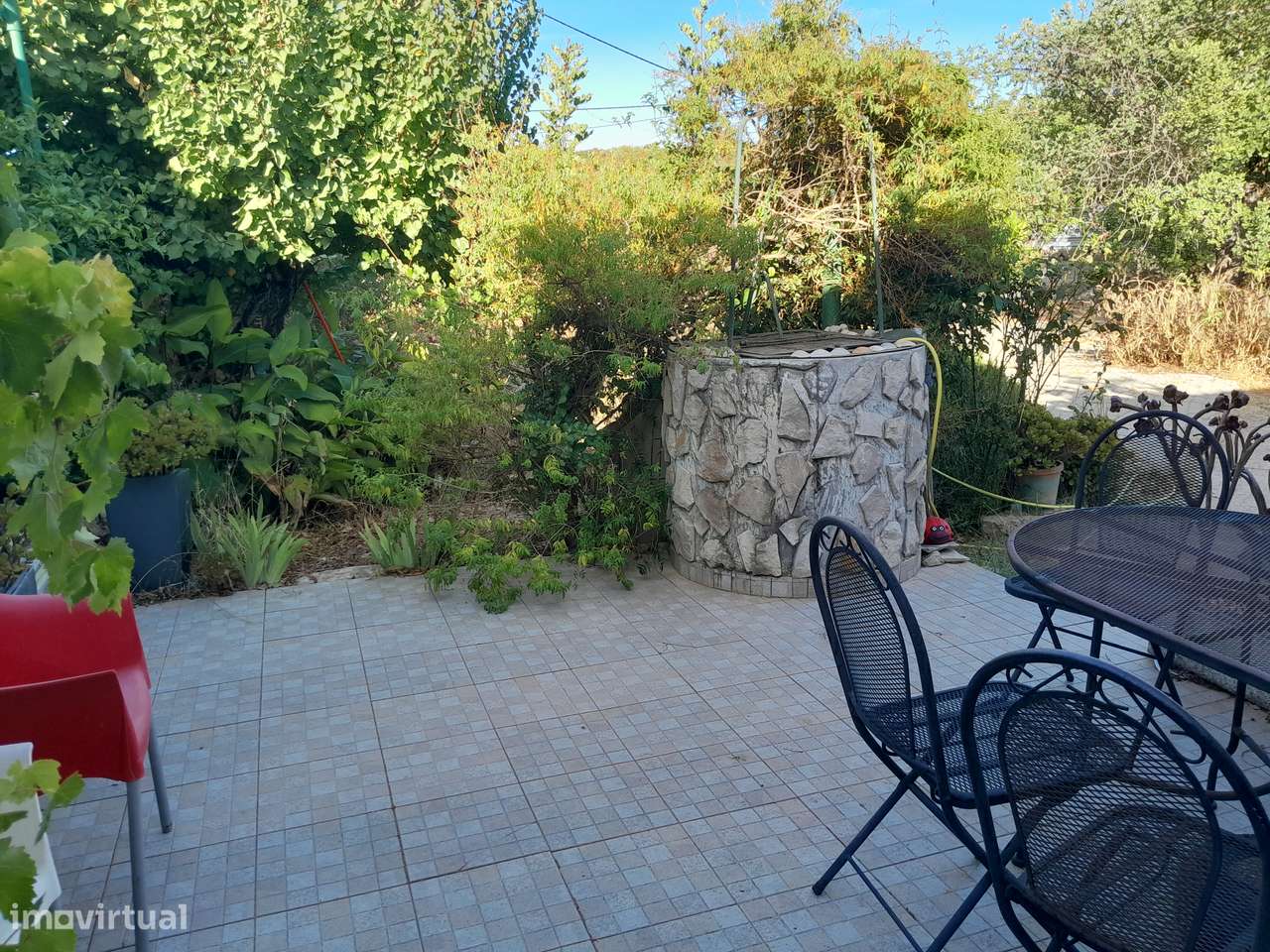 Moradia T3 C/ 10.000M2 Terreno C/ Furo-9