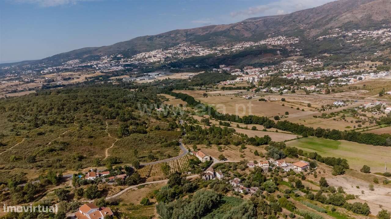 Moradia Geminada T3 / Covilhã, Teixoso-15