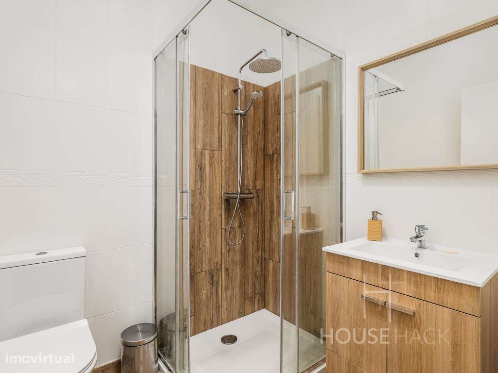 Moradia com piscina junto à Barragem de Castelo de Bode-28