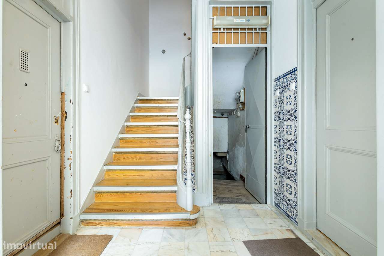 Armazém, Campolide-12