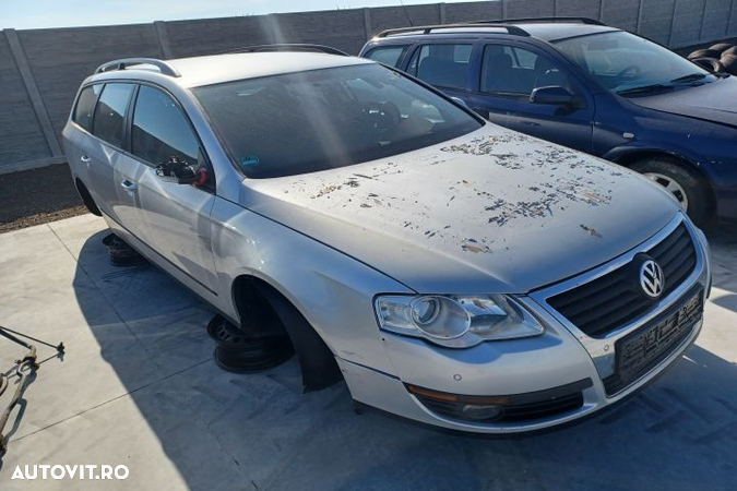 Balama superioara usa fata stanga Volkswagen VW Passat B6  [din 2005 pana  2010] seria wagon 5-usi - 2