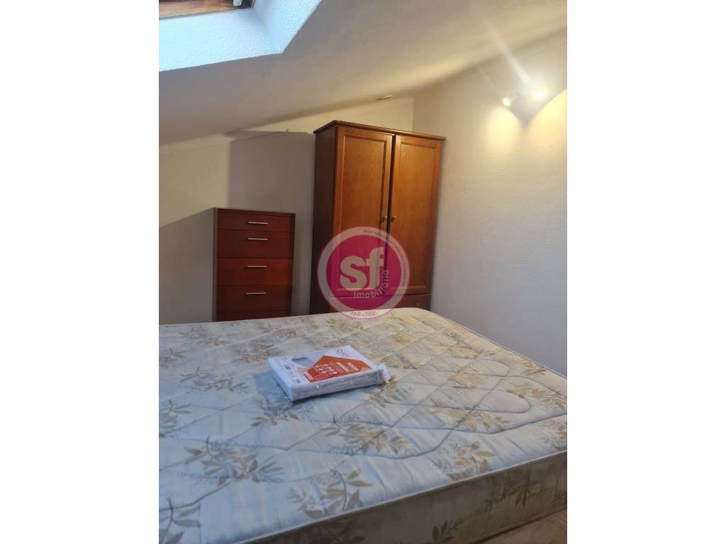 Sótão no centro de Anadia para Venda !-13