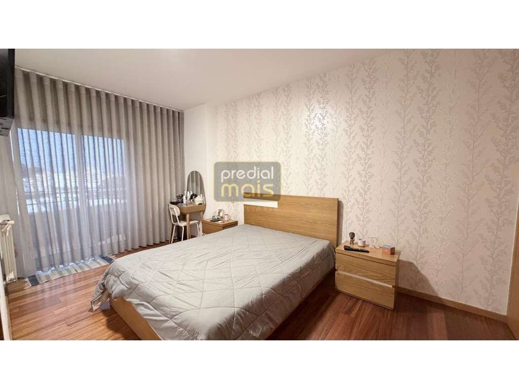 APARTAMENTO T3 C/ NOVO - Junto ao Centro - Zona Privilegiada-11
