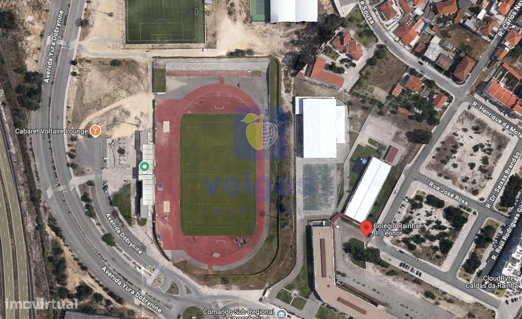 Apartamento em Construção junto ao Colégio! Tem 3 quartos, um deles em-16