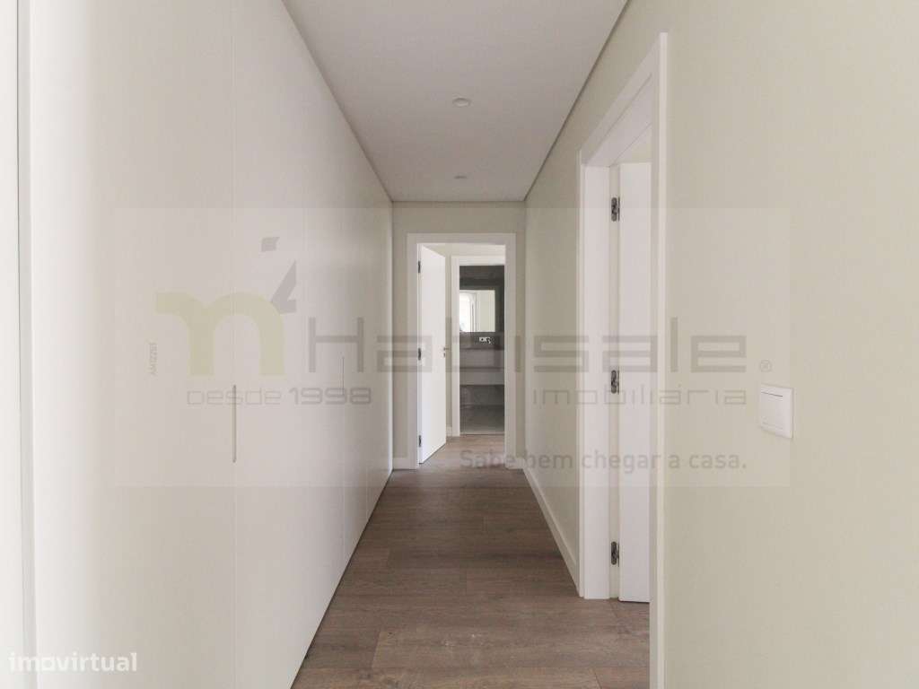 T3 + 1 com terraço, nas Colinas do Cruzeiro!-19