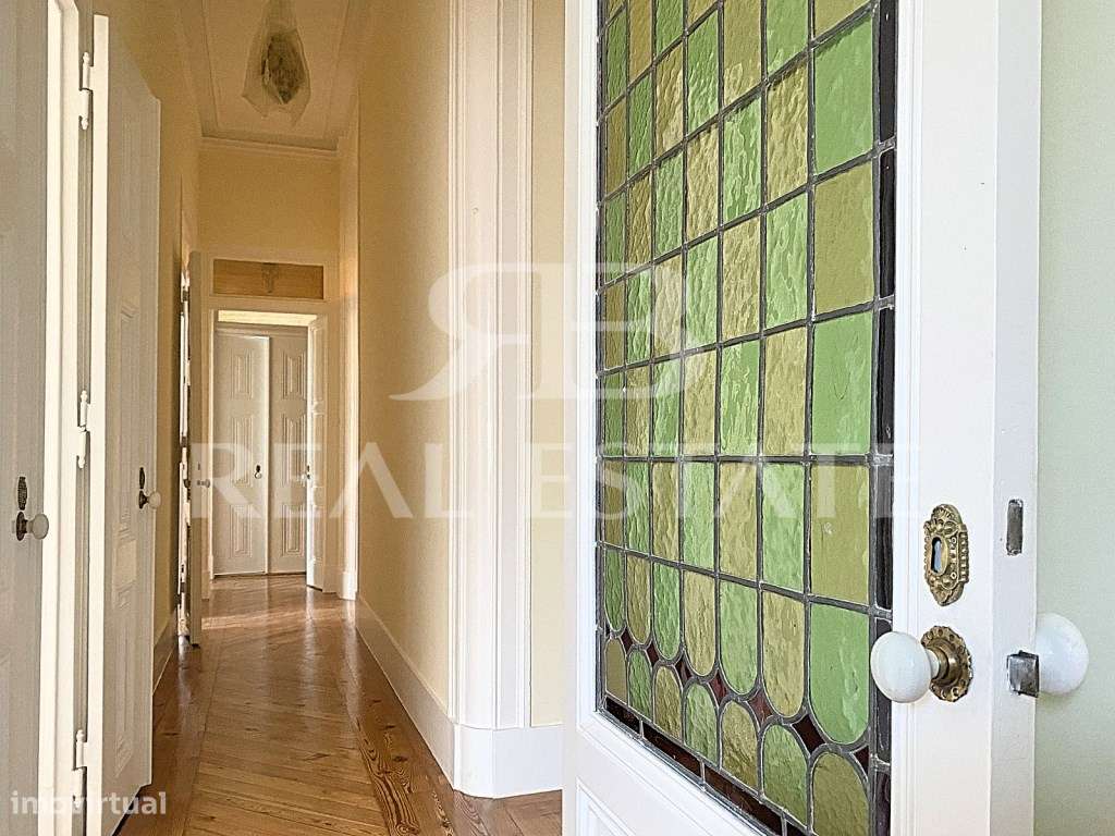 T3+1 com 3 salas e Vista no PRINCIPE REAL / SÃO BENTO - coração da ... - Grande imagem: 4/32