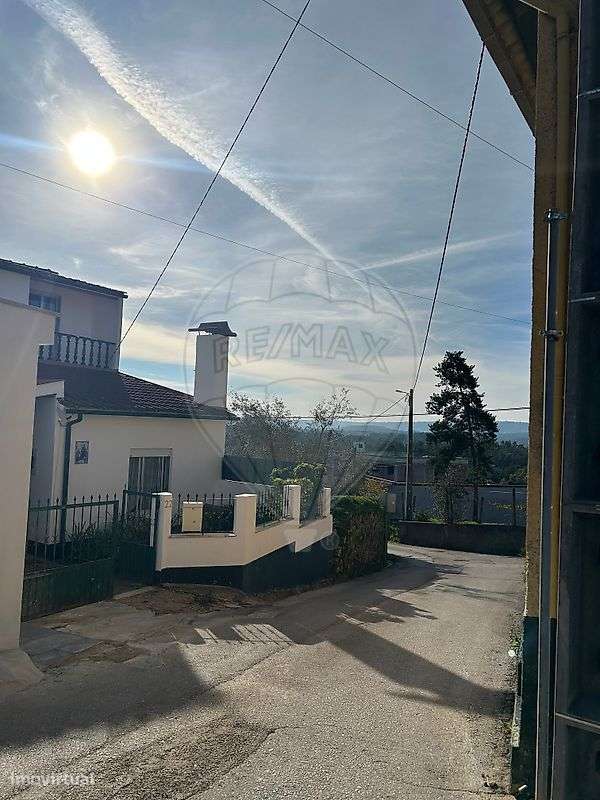 Moradia T2 para venda - Grande imagem: 2/25