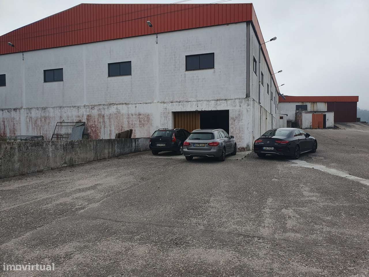 Armazém  Venda em Juncal,Porto de Mós-8