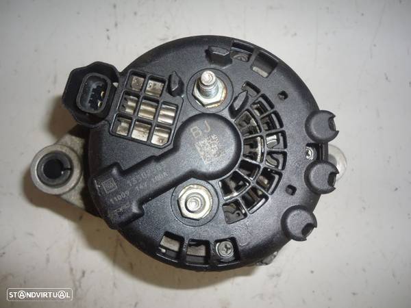 Alternador Opel Insignia - 3