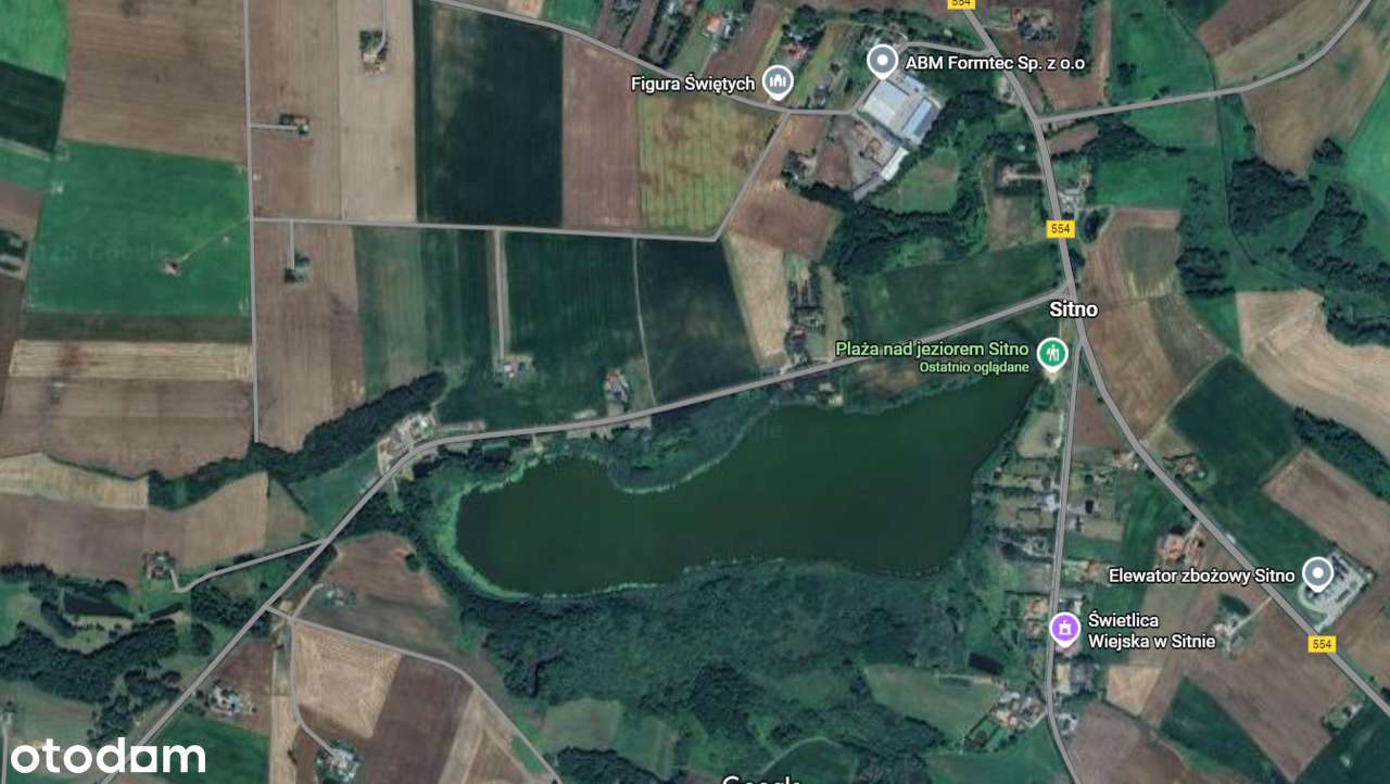 Działka nad jeziorem z linią brzegową