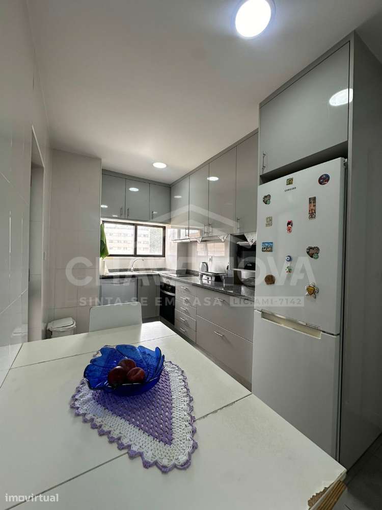 Apartamento T2+1 Renovado para venda, Matosinhos Sul-7