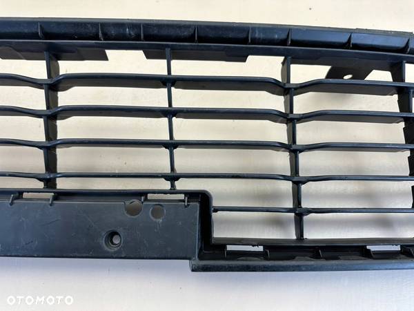 TOYOTA HILUX IIIV 8 15R- GRILL KRATKA ATRAPA DOLNA WENTYLACJI 53112-0K130 - 5