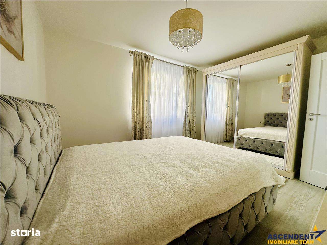 Pret negociabil pentru o singura persoana- Studio deosebit, loc parcar - Imagine principală: 4/17