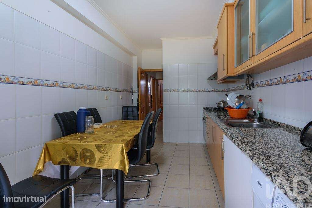 Apartamento T3 em União de Freguesias da Cidade de Santarém de 86,95 m - Grande imagem: 3/26