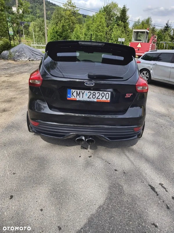 Ford Focus 2.0 EcoBoost ST - 8