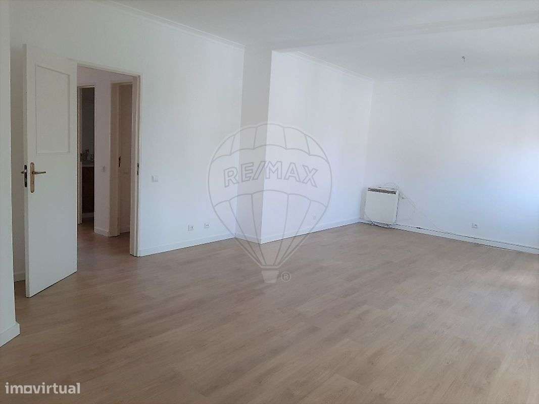 Apartamento T2 para arrendamento - Grande imagem: 3/16