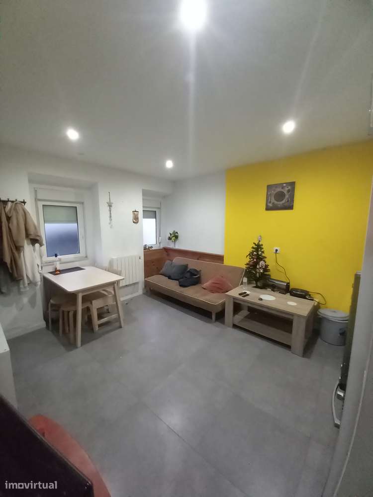 T0 junto a 10m da baia do seixal - Grande imagem: 5/6