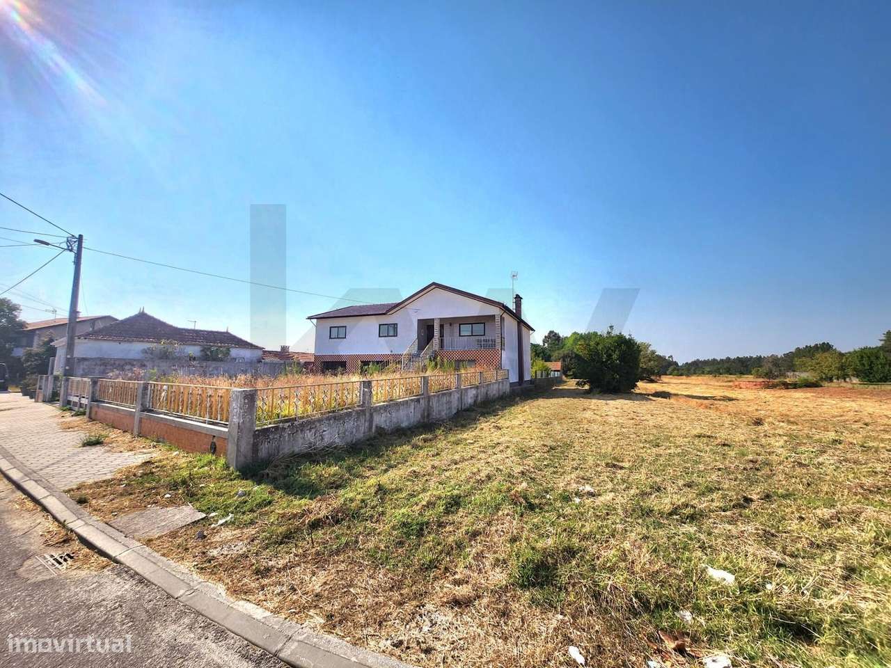 Moradia T3 isolada e murada com terreno em Fonte de Angeão - Vagos. - Grande imagem: 5/60