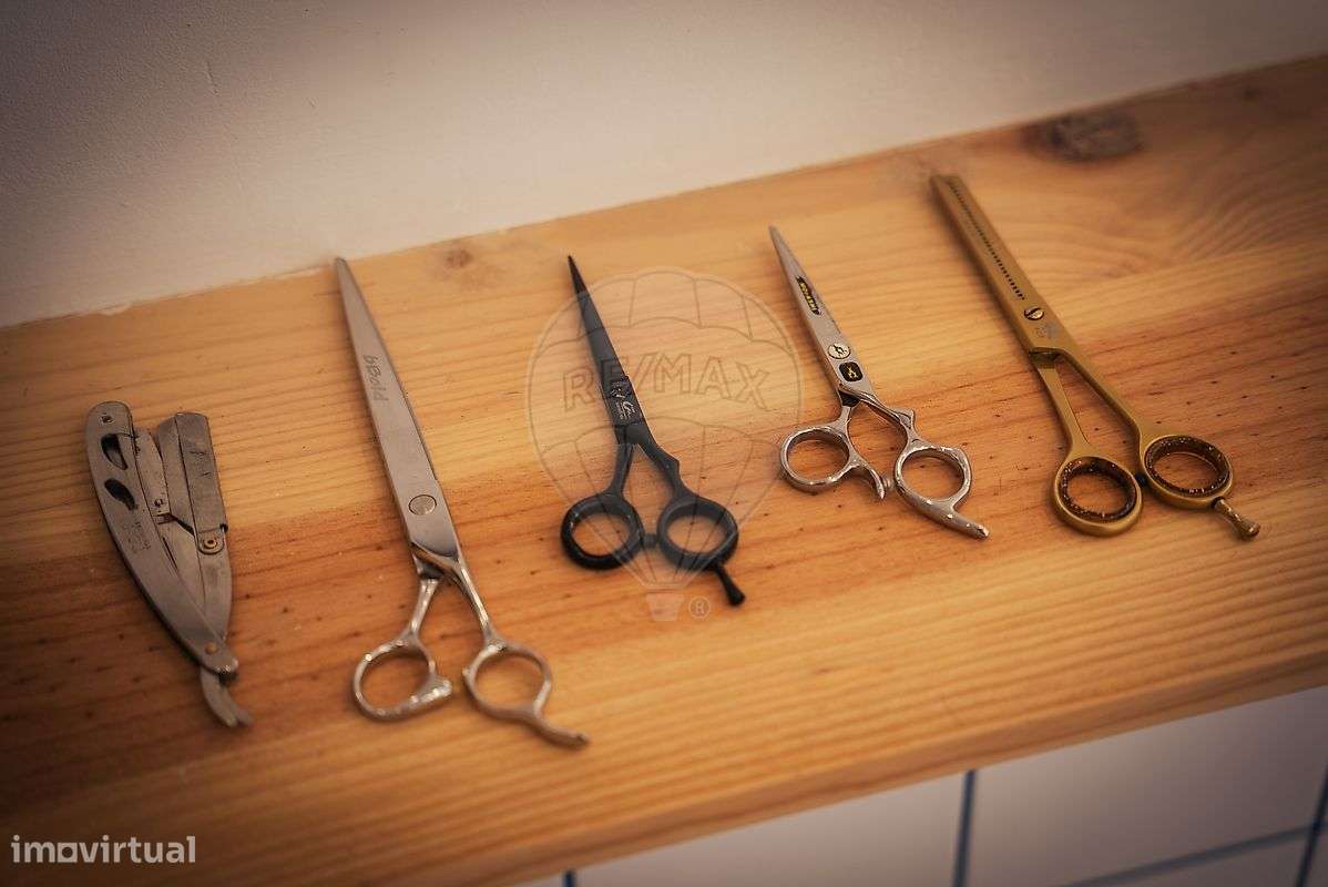 Trespasse de Barbearia em pleco centro de Braga-10