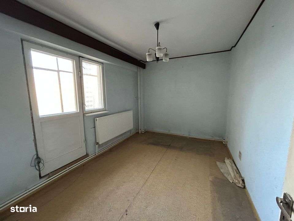 - Apartament 3 camere, etaj 1, Vidin, suprafata totala 87 mp. - Imagine principală: 4/9