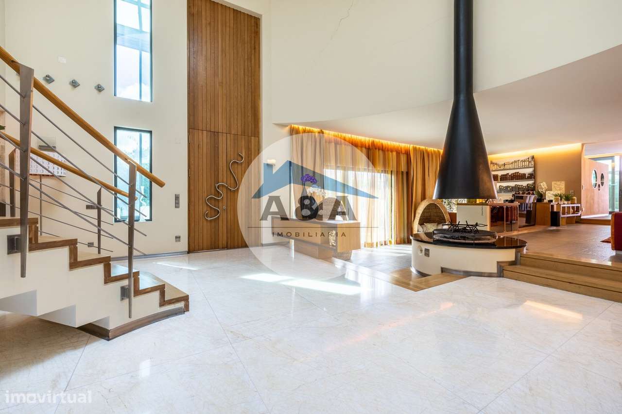 Exclusiva Propriedade de Luxo com Áreas Generosas e Próxima das Praias - Grande imagem: 5/60