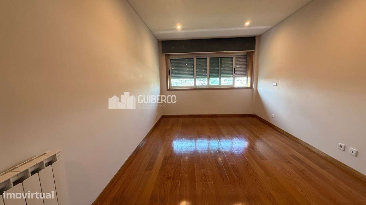 Apartamento T3  - Centro de Guimarães-13