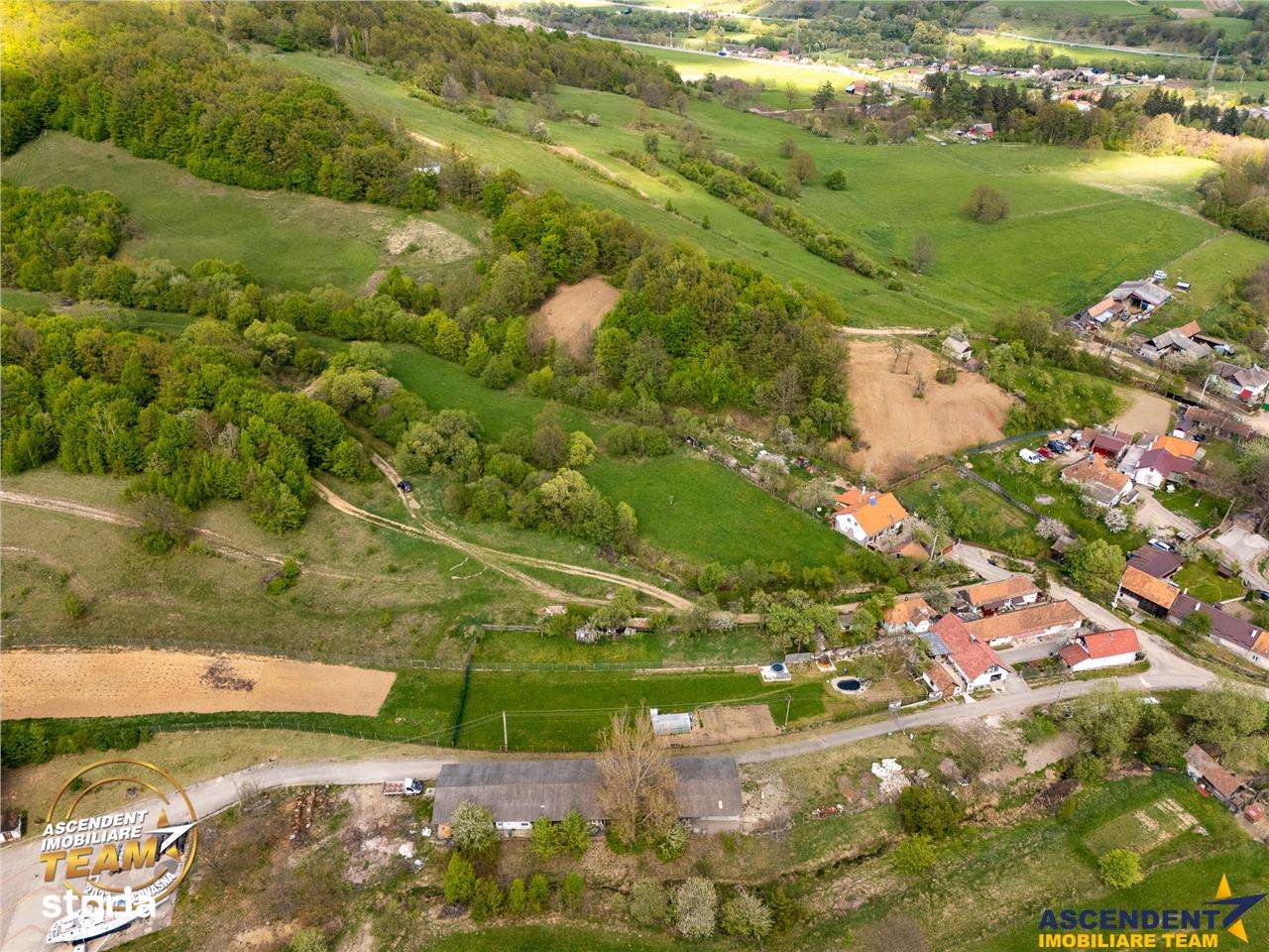 FILM! Teren extravilan cu priveliste deosebita, 11.306 mp, Malnas-Bai, - Imagine principală: 4/14