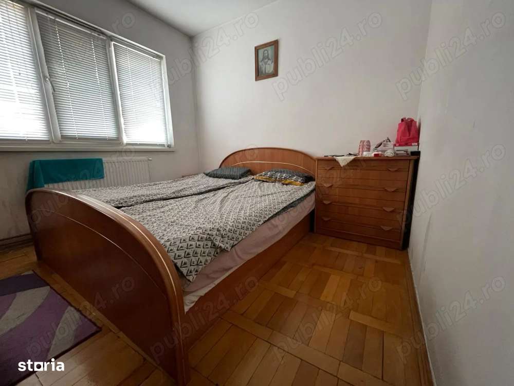 Apartament 3 camere – Etaj 1 -2 bai -Centrala termica -Zona Sagului - Imagine principală: 2/7