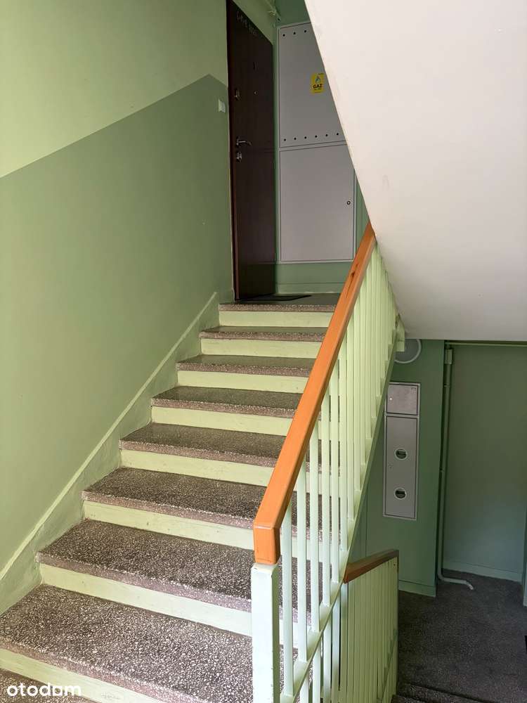 Mieszkanie 3-pokojowe balkon oddzielna kuchnia dobra lokalizacja-13