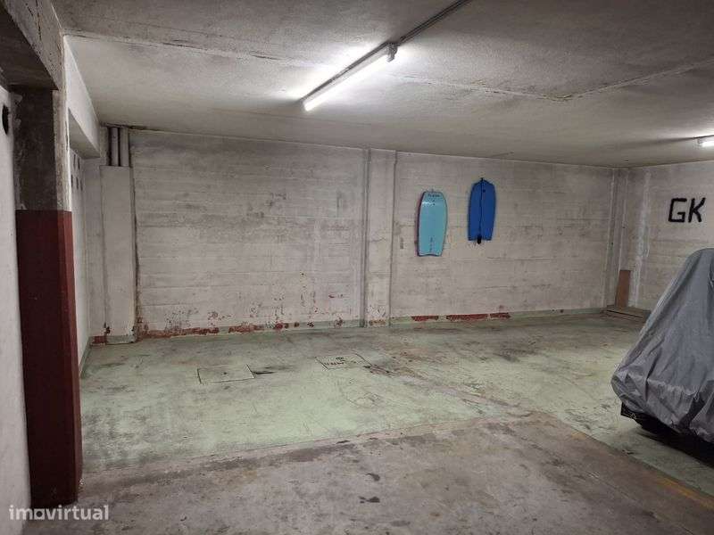 Excelente garagem - Grande imagem: 5/5