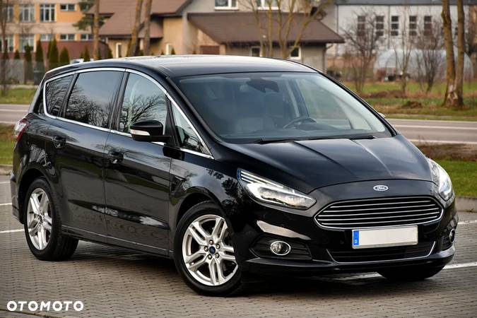 Ford S-Max 2.0 TDCi Titanium PowerShift - 8