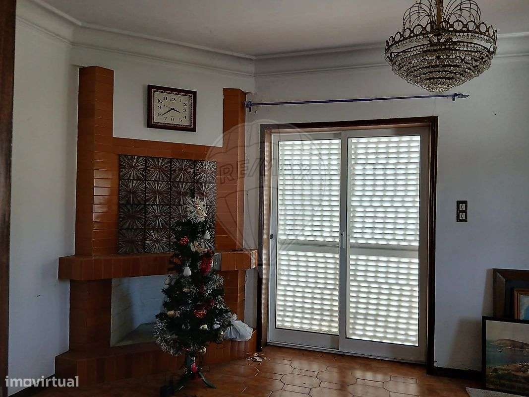 Moradia T2 para venda-8