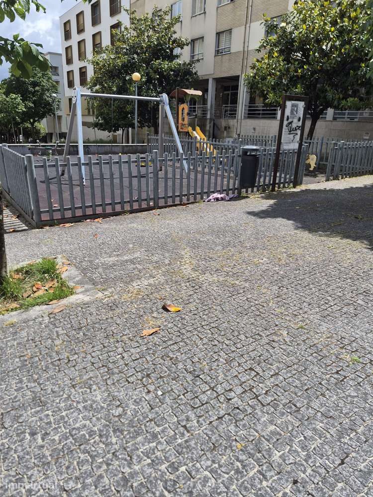 Comprar Excepcional Apartamento T2+1/ 3frentes Águas Santas-26