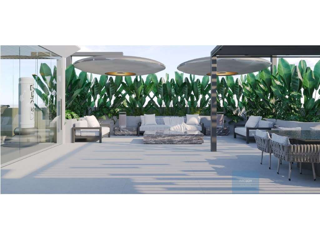 Apartamento T4 Recuperado com Vista Frontal de Mar em Condomínio Pr... - Grande imagem: 4/44