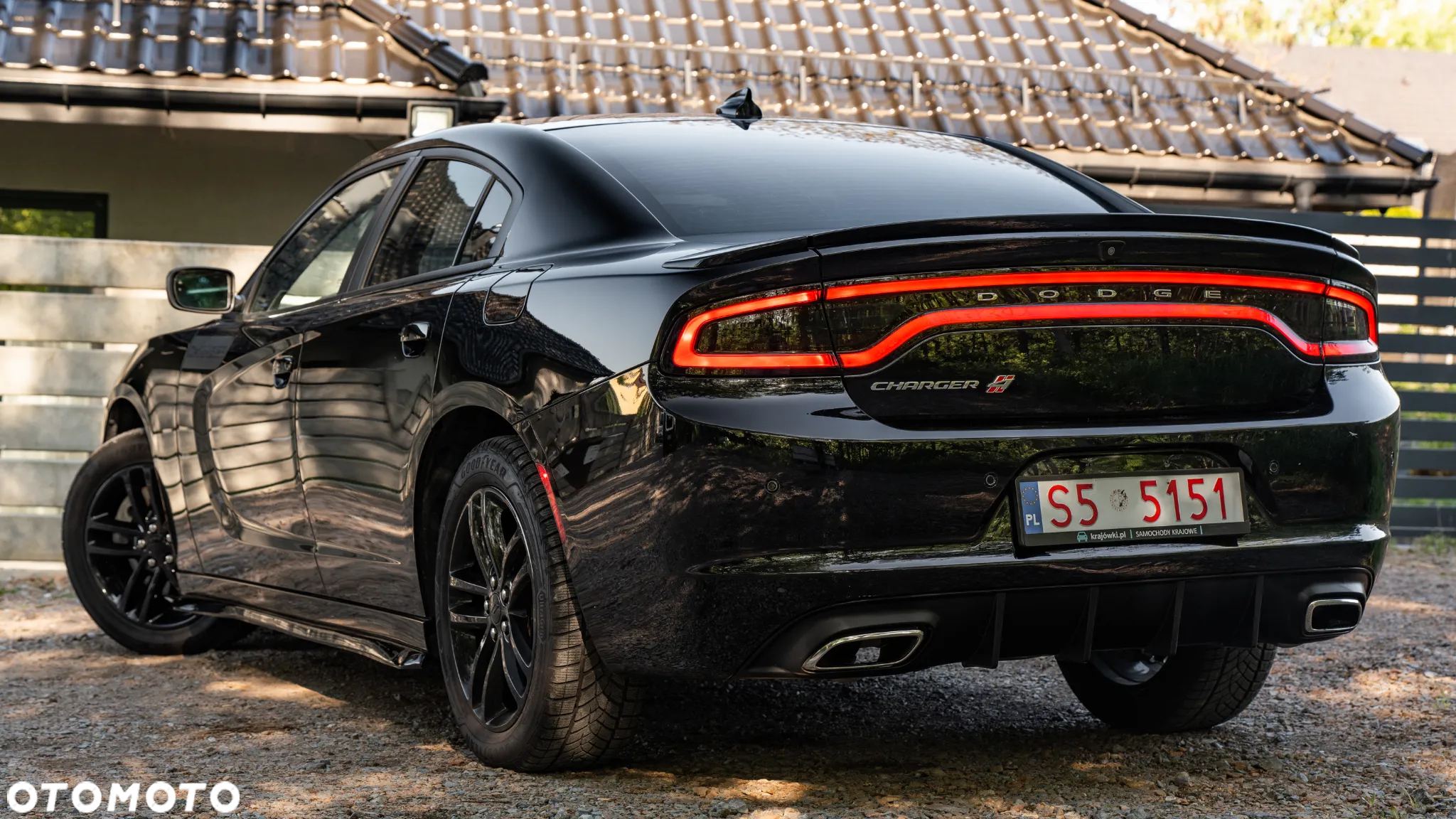 Dodge Charger 3.6 GT - 10