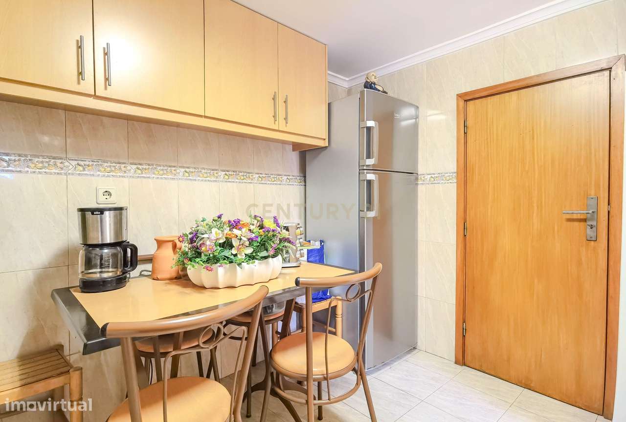 Moradia Bi-Familiar T4 Perafita-7