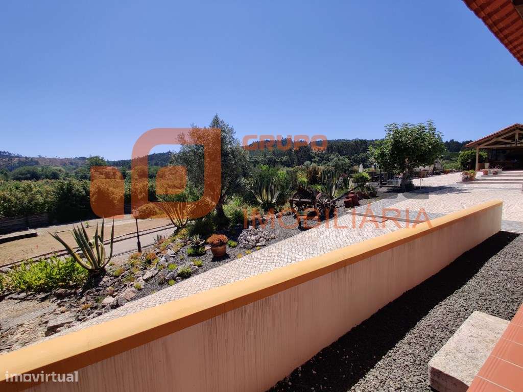 Magnífica propriedade tipo quintinha!!-27